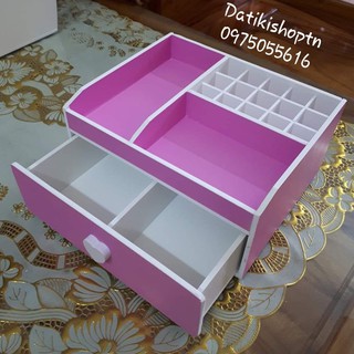 Kệ mỹ phẩm 25cm màu hồng trơn