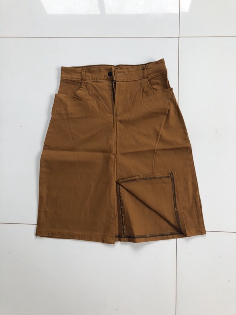 Chân váy nữ xẻ trước chất liệu kaki_kèm ảnh thật phía sau | BigBuy360 - bigbuy360.vn