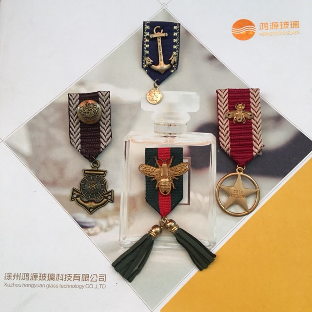 Set 02 ghim cài áo vest huy hiệu dành cho chú rể