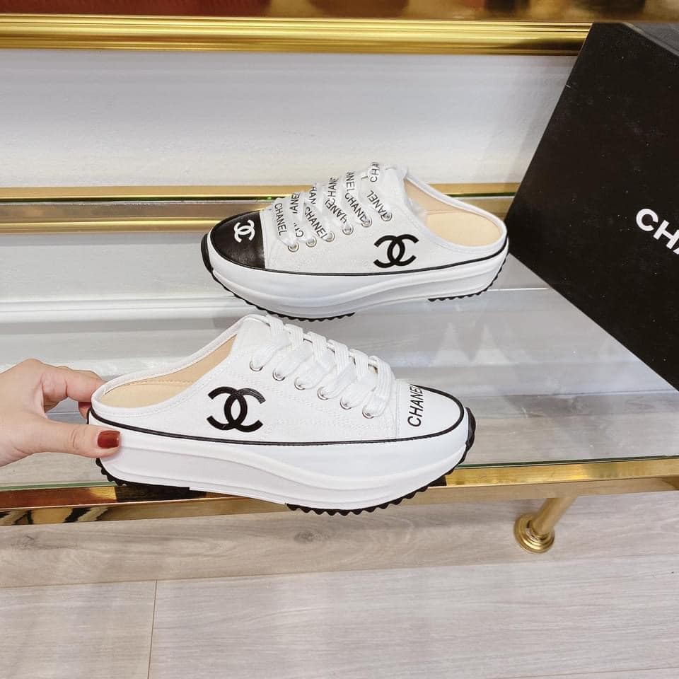 Giày độn đế nữ dáng sục thời trang phong cách hiện đại S40 | BigBuy360 - bigbuy360.vn