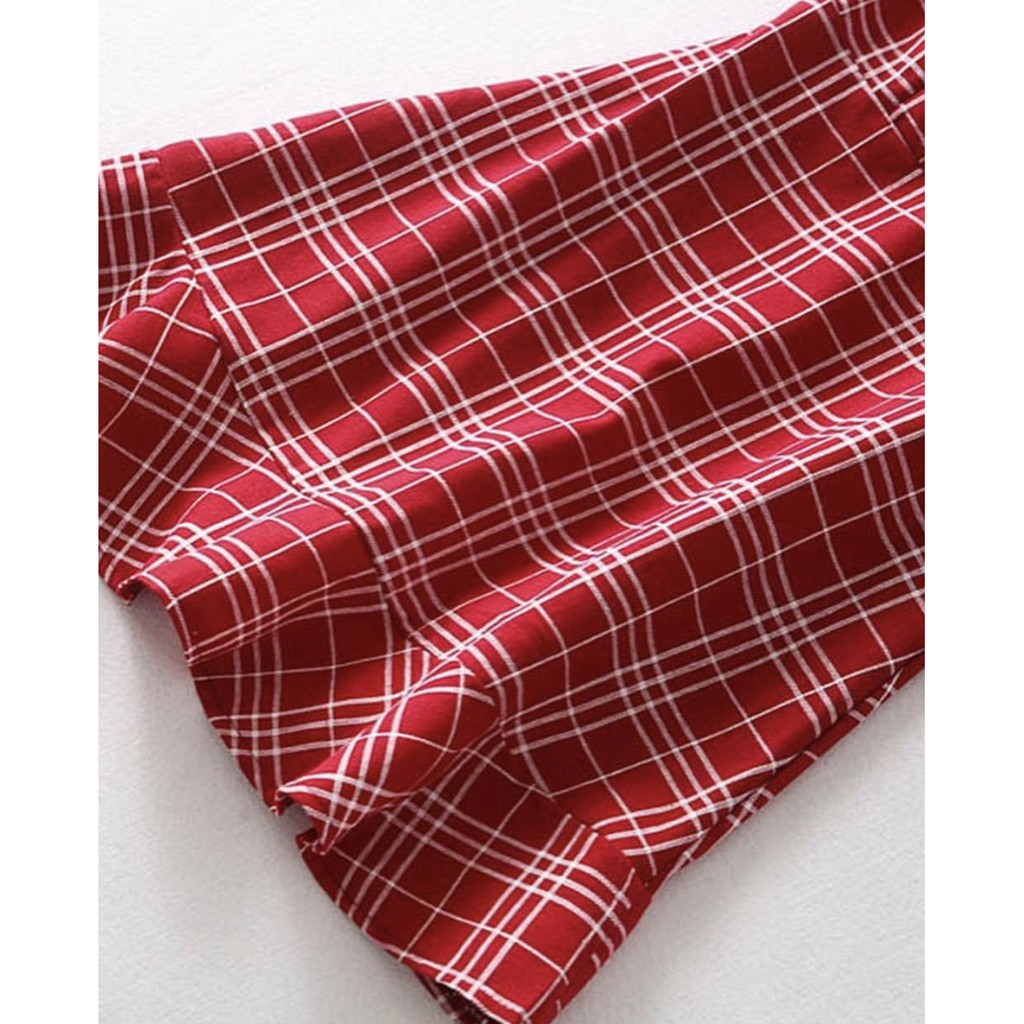 Đầm đỏ hoạ tiết caro của whattowear