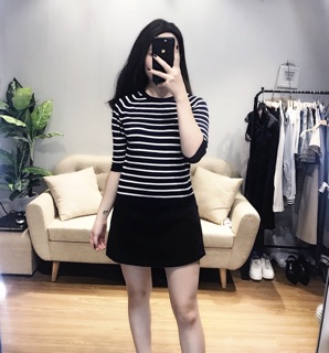 Áo len kẻ zara