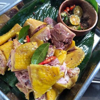 combo 0,5 con Gà ủ muối tiêu hoa (giao nhanh 1-2h trong TP.HCM) (Qa0208)