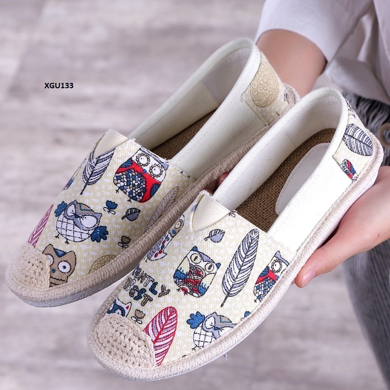 XGU597 Giày slipon vải mũi họa tiết giả cói xinh xắn | BigBuy360 - bigbuy360.vn