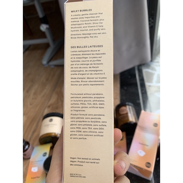 Moon Juice 120ml sữa rửa mặt tạo bọt dịu nhẹ