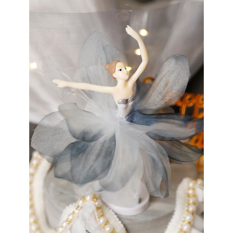 Topper Cắm Trang Trí Bánh Kem Hình Cô Dâu Chú Rể Xinh Xắn