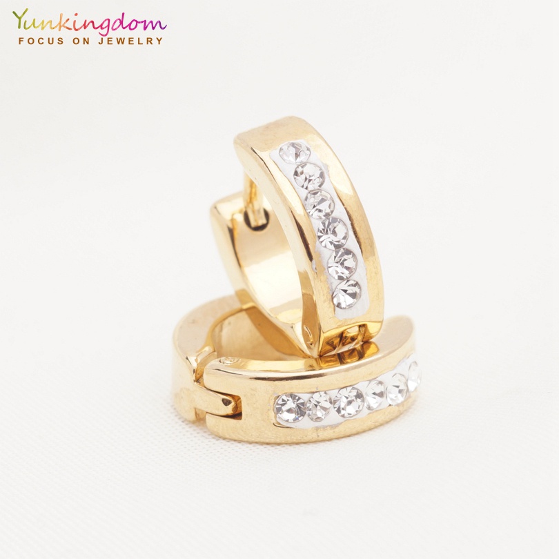 1 Đôi Khuyên Tai Tròn Nhỏ Bằng Thép Không Gỉ Đính Đá Thời Trang Dành Cho Nam Nữ