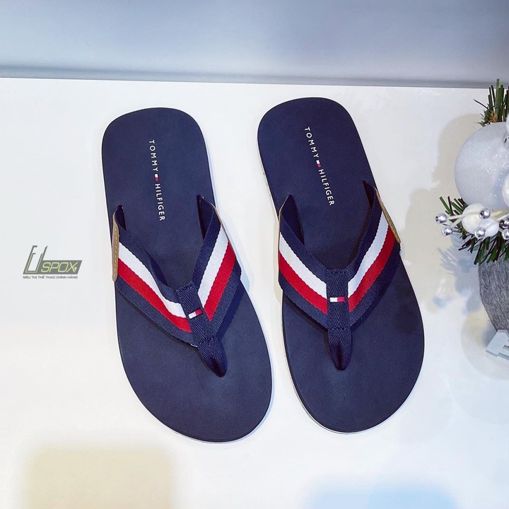 Dép Tommy Xỏ Ngón Hilfiger