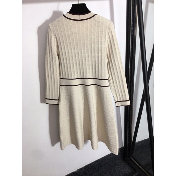 Đầm tiểu thư dáng xòe thời trang nhà Tory BURC*