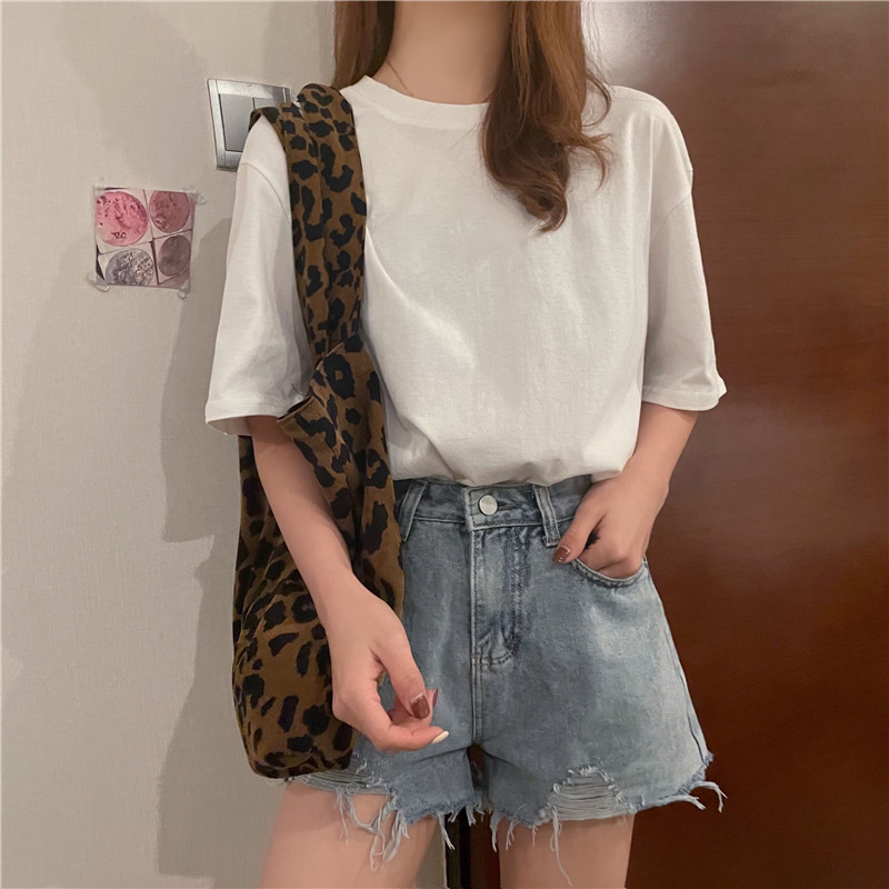 2021 new summer loose short-sleeved round clothes T-shirt women's plus size top half sleeve trend baju murah