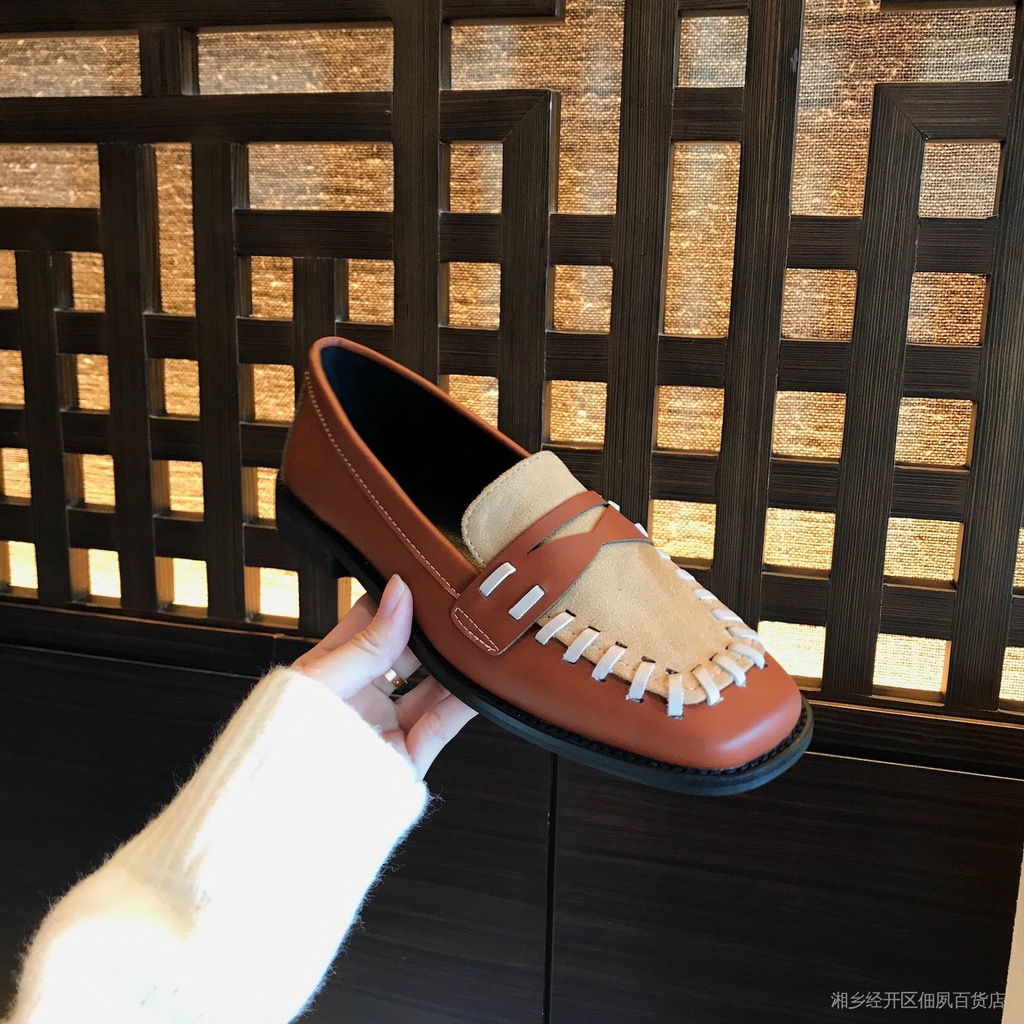 Chuyên gia Thời Trang được khuyến nghị cao!Giày Da Mũi Vuông Phối Màu Tương Phản Phong Cách Anh Quốc