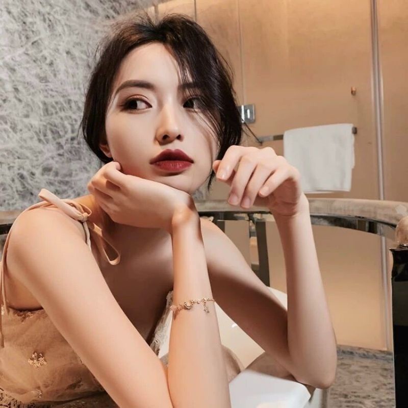 Vòng đeo tay mặt hình ngôi sao,mặt trăng dễ thương phong cách Hàn Quốc