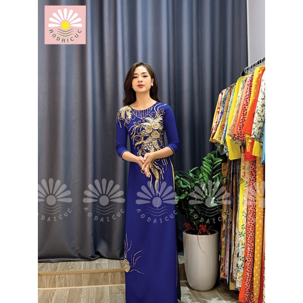 Áo dài mẹ -bà sui ,màu xanh cô ban, thêu tay thủ công, đính hạt pha lê cao cấp - M05