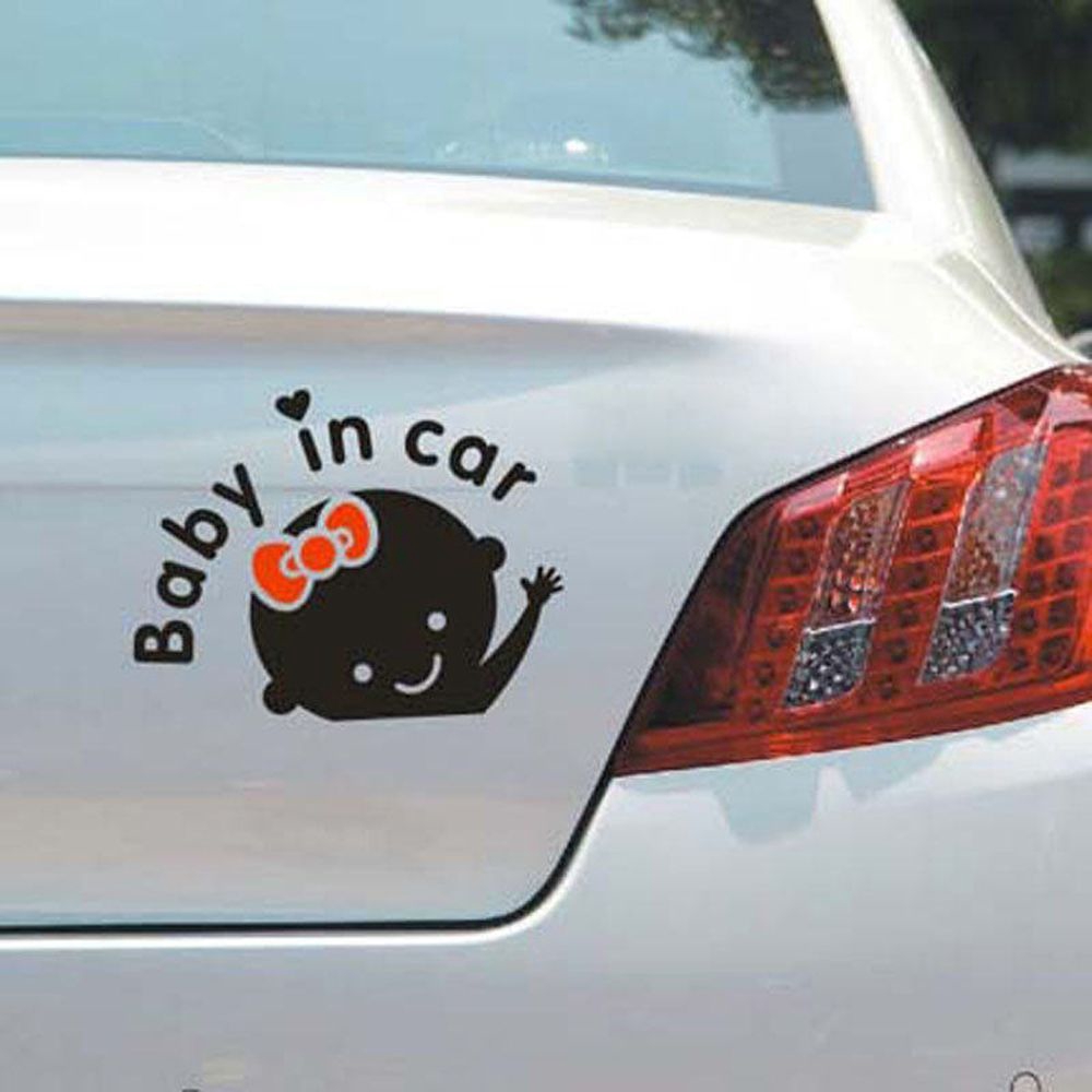 Sticker dán phản quang họa tiết " Baby in Car " dễ thương vui nhộn cho xe ô-tô