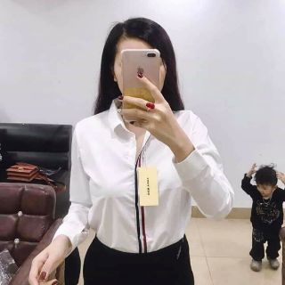 Sơ mi trắng kẻ sọc