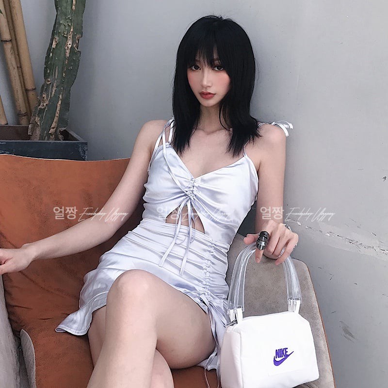 Đầm nữ hai dây dáng ôm mini Emilyshop