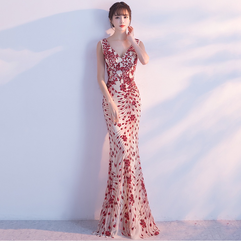 Đầm Dây Nữ Cộc Tay Cổ Chữ V Ôm Sát Quyến Rũ