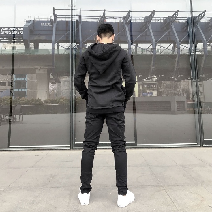 Áo hoodie mũ nhọn, họa tiết viền tưa, độc đáo, chất nỉ ấm, giữ nhiệt tốt