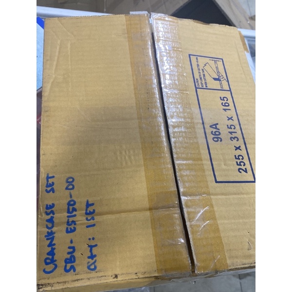 LỐC GIỮA YAZ ZIN HÃNG