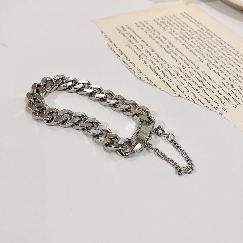 Vòng Tay Tua Rua Kim Loại Màu Sắc Phong Cách Cá Tính 22692