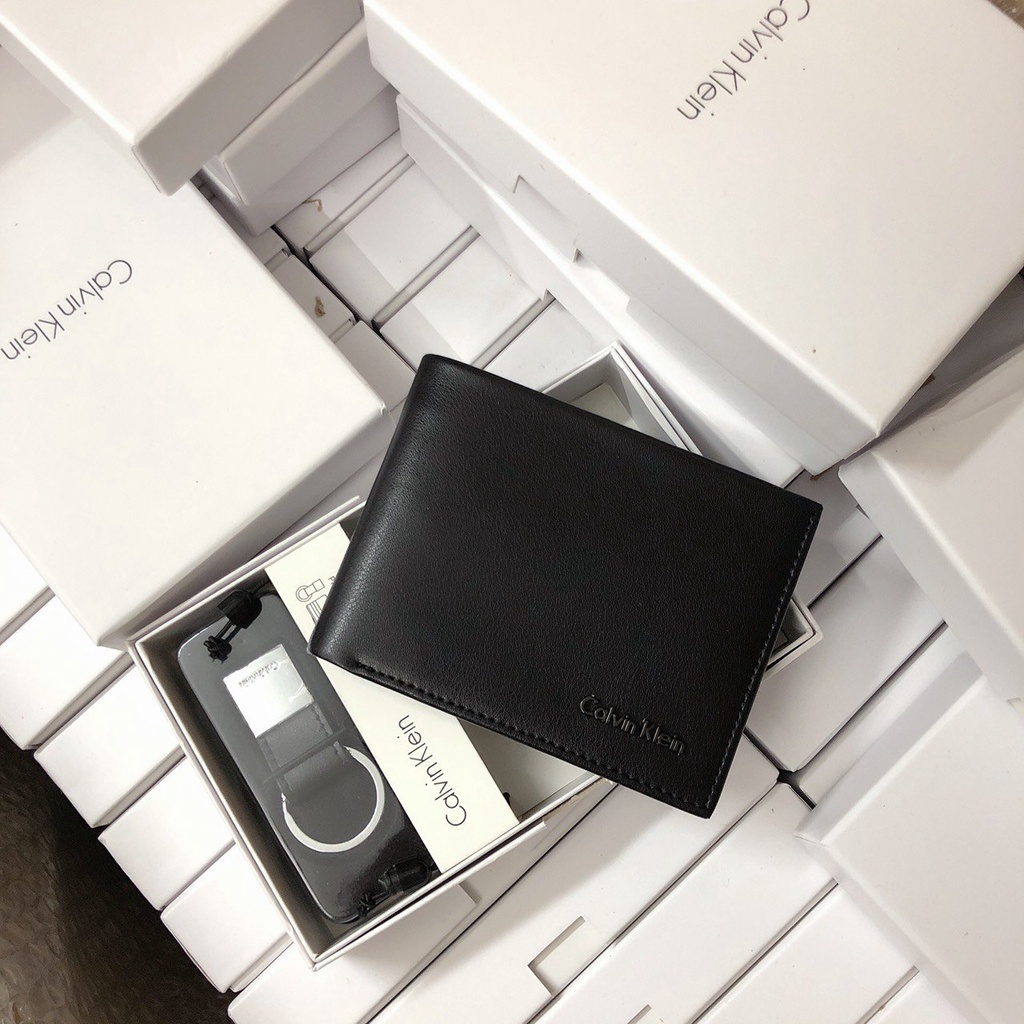 Ví nam ngang da mịn có ngăn ảnh kèm móc khóa full box túi giấy hãng