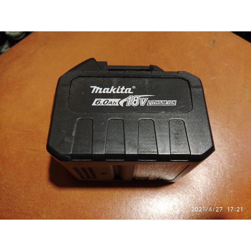 Pin 9A dùng cho các máy chân pin Makita