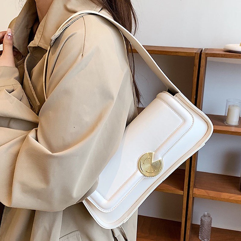 Túi Xách Một Bên Vai Dễ Phối Đồ Thời Trang Cho Nữ