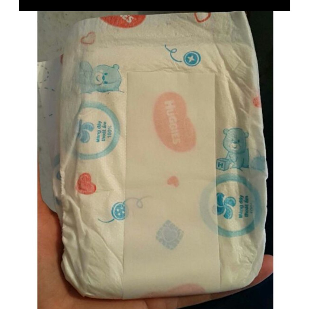 Miếng lót sơ sinh Huggies NB1 200 miếng.