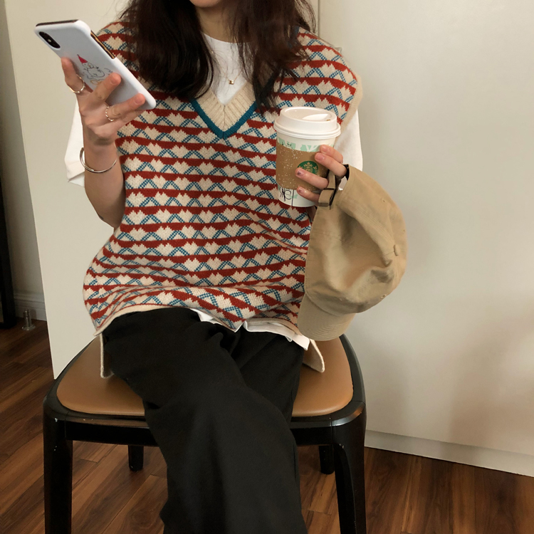 Áo Sát Nách Xiaozhainv Dệt Kim Cổ Chữ V Họa Tiết Kẻ Sọc Phong Cách Retro Hàn Quốc Dễ Phối Đồ Dành Cho Học Sinh | BigBuy360 - bigbuy360.vn