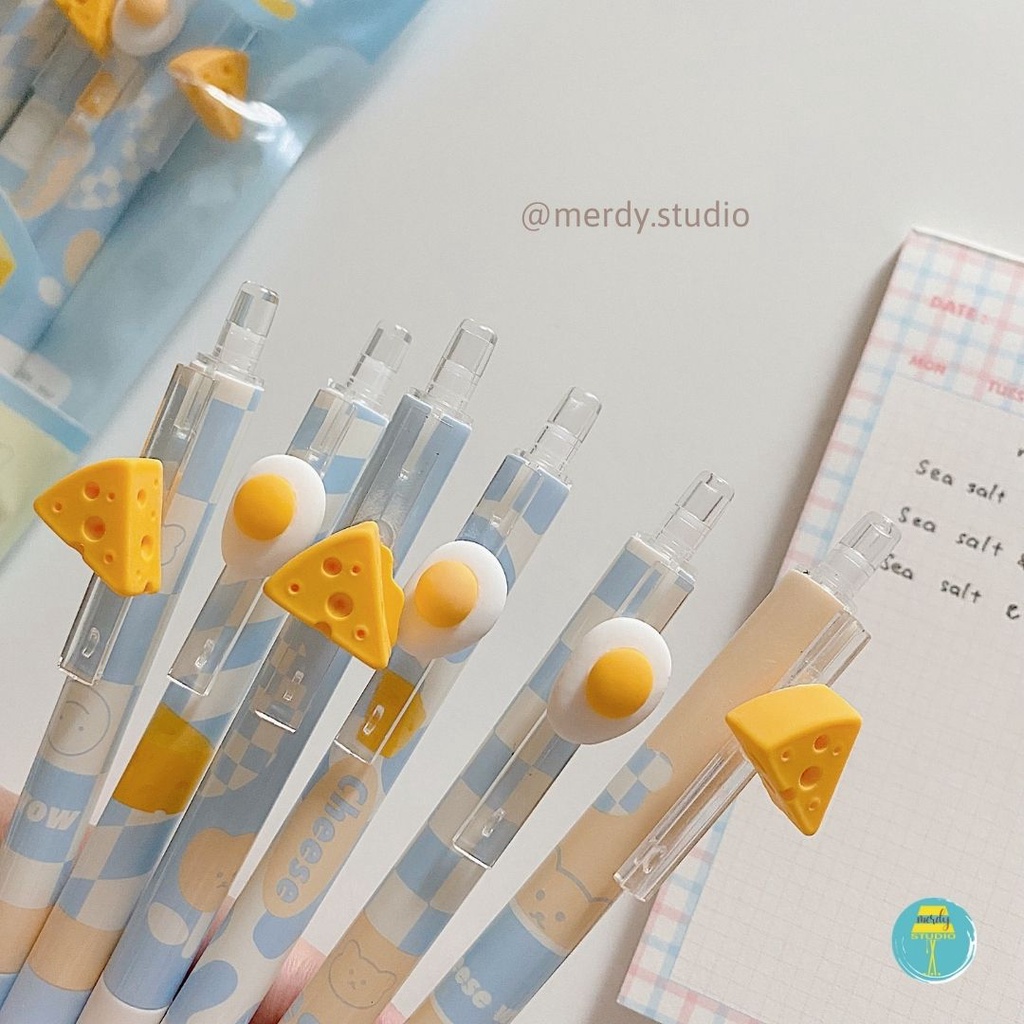 Bút gel bấm UMEI mực đen ngòi kim cao cấp thanh cài cheese &amp; trứng rán