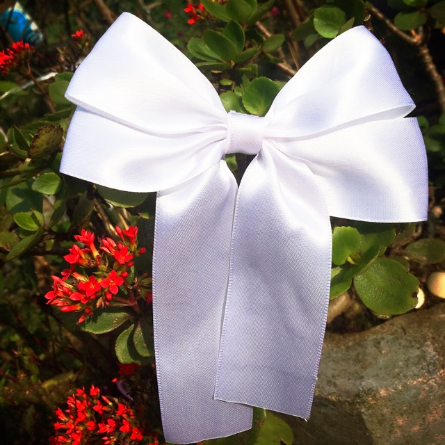 Kẹp tóc phối nơ bản to vải satanh cao cấp màu trắng tinh khôi xinh xắn - Kẹp tóc nơ bướm bản to Hàn 