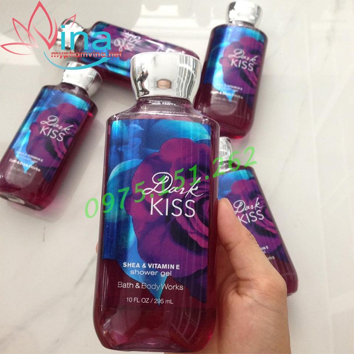 Sữa Tắm Bath & Body Works Dark Kiss 295ml