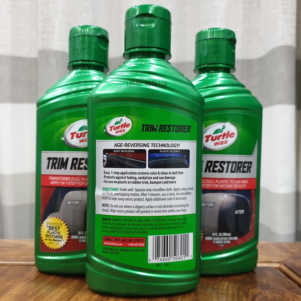 Phục hồi làm đen nhựa Turtle Wax Trim Restorer ( Tặng Mút )