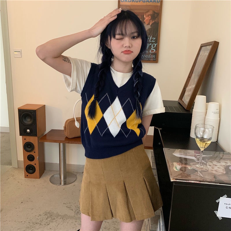 Áo dệt kim không tay dáng ngắn thời trang