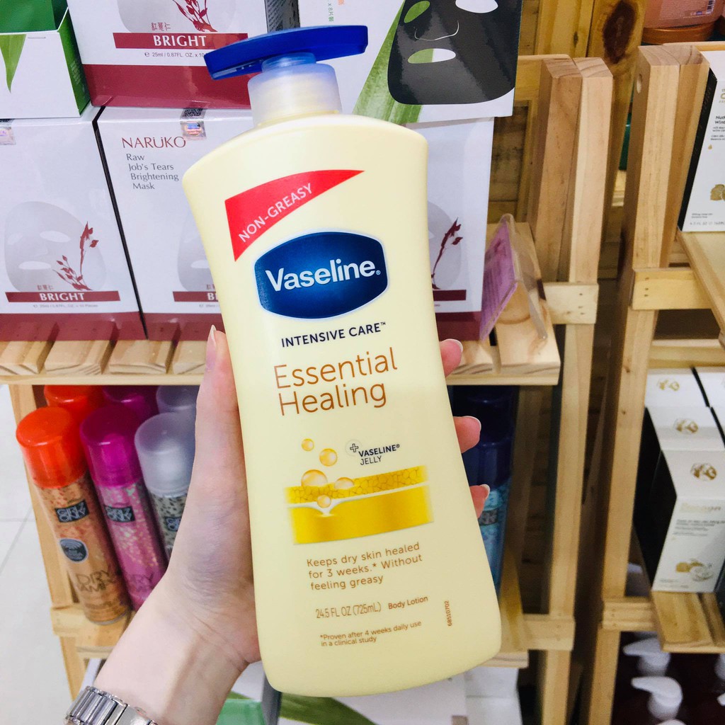 Sữa dưỡng thể Vaseline Intensive Care - Essential Healing ( Vàng - 725mL )