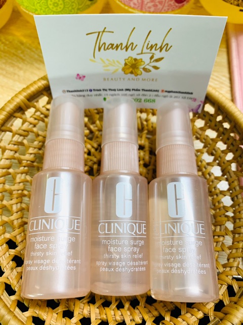 Xịt Khoáng Dưỡng Ẩm Clinique Moisture Surge Face Spray Thirsty Skin Relief 30ml | BigBuy360 - bigbuy360.vn