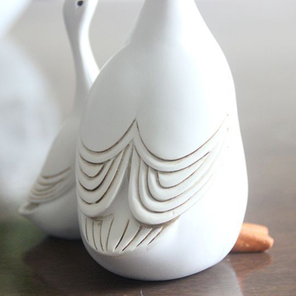 Set 2 tượng hình chú vịt bằng nhựa resin dành cho trang trí