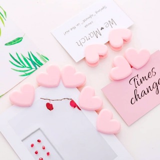 Kẹp giấy hình trái tim màu hồng