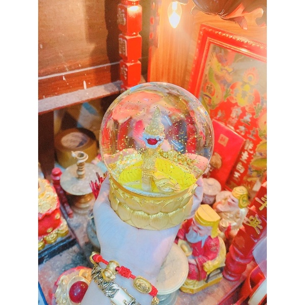 Quả cầu rắn thái lan vui lòng không trọn màu