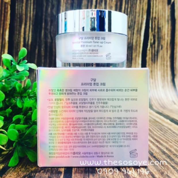 Kem Dưỡng Trắng Da và Nâng Tone Ốc Sên Goodal Premium Snail Tone Up Cream 30ml