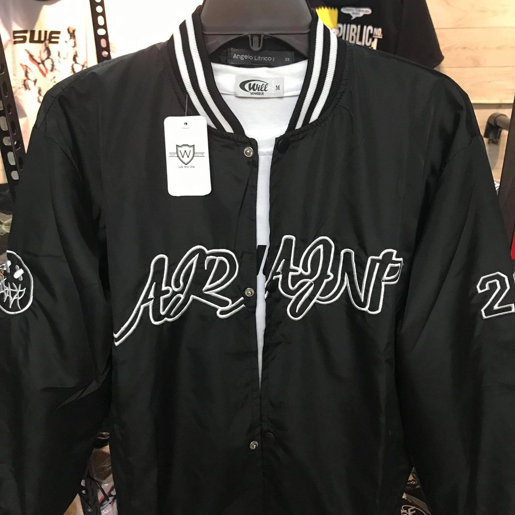 Áo khoác bomber ARA Will shop dù 2 lớp hình thêu chữ nổi