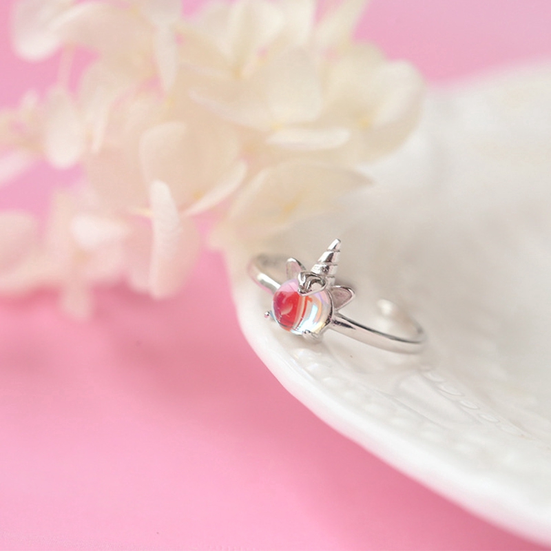 Nhẫn Hở Màu Bạc Hình Kỳ Lân Đính Đá Pha Lê