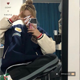 | ÁO KHOÁC BOMBER HUY HIỆU CÁ TÍNH UNISEX NAM NỮ