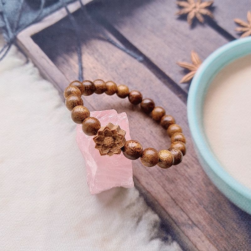 Vòng Tay Trầm Tốc 8ly Mix Chamr Hoa Sen - N110