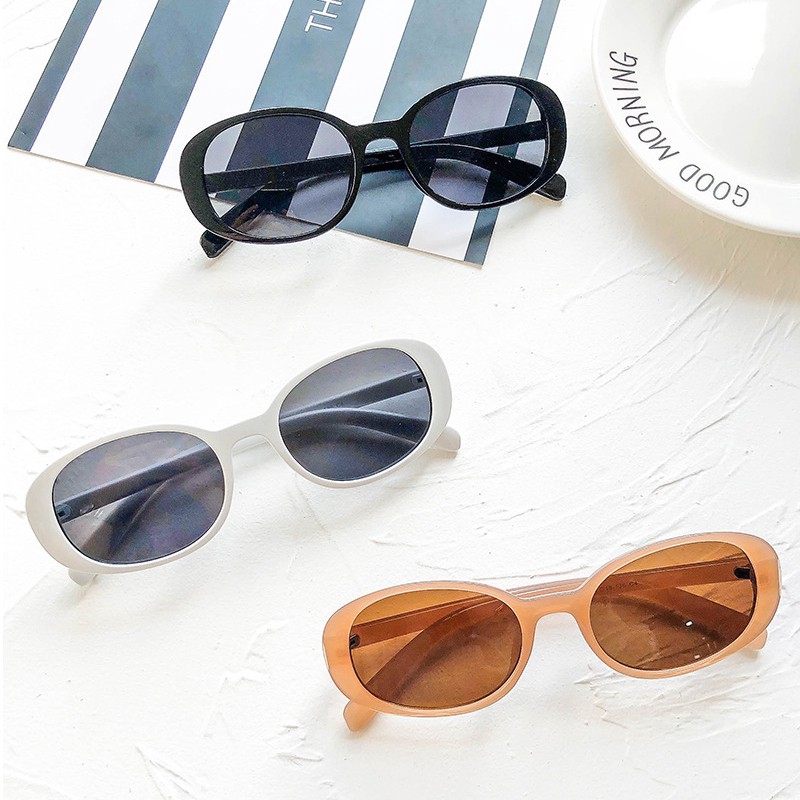 Kính râm gọng hình oval kiểu cổ điển thanh lịch dành cho nữ