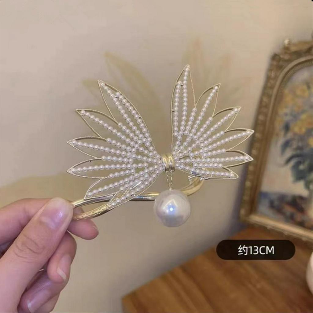 Kẹp Tóc Hình Lá Phong Đính Ngọc Trai Cho Nữ