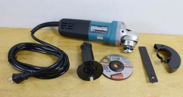 9553NB Máy mài 100mm 710w Chính hãng Makita ( Công tắc trượt)