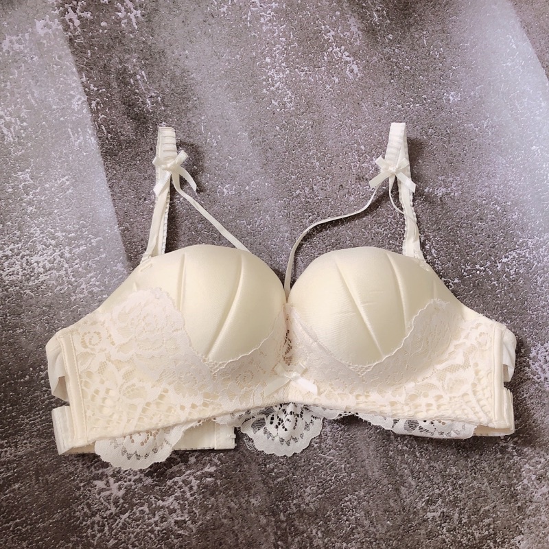 Áo lót nữ su đúc sò lót su bàn tay đệm vừa 2,5cm nâng đẩy ngực(V-10A)