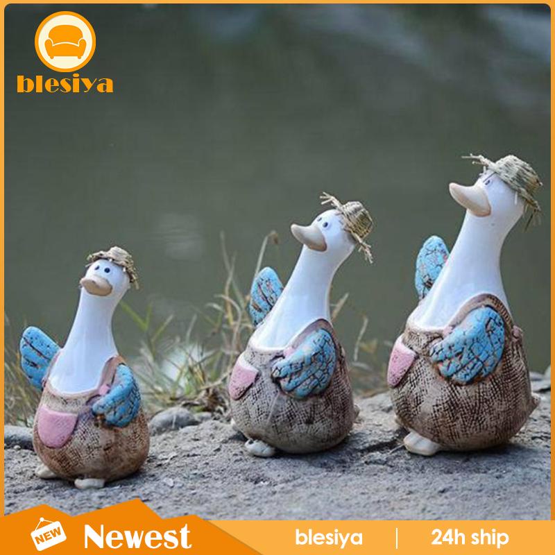 Đồ trang trí Chú Vịt Bằng Gốm Trang Trí Sân Vườn