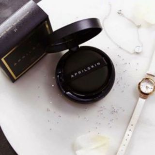 Phấn nước Aprilskin Hàn Quốc